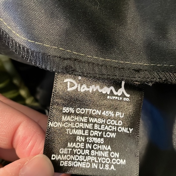 NWT Diamond Supply Co Green Pleather Shorts - Picture 7 of 7